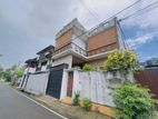 (IP03 ) 03 Story House with 6.51 P Sale At Temple Road Maharagama