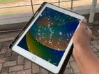 Apple iPad 5th Gen