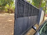 Sliding Gate
