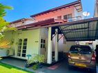 ( IS-1019) Valuable Two Storey House Sale in Athurugiriya