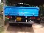 Isuzu Elf 1977