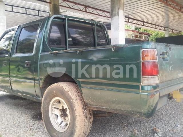 Isuzu Rodeo 1987 photo 3