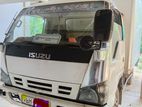 Isuzu NPR81 2004