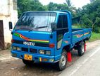 Isuzu 250 ELF 1982