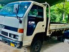 Isuzu 250 Elf Lorry 1987