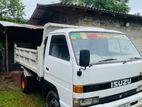 Isuzu 350 1990