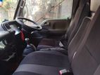 Isuzu 350 2003