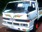 Isuzu 350 ELF 1983