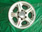 Isuzu Bighorn Alloy Wheel set