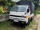 Isuzu Elf 1974