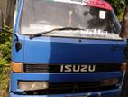 Isuzu Elf 1981