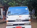 Isuzu Elf 1981