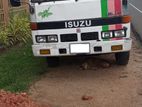 Isuzu Elf 1981