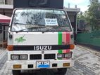 Isuzu Elf 1981