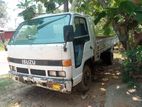 Isuzu Elf 1981