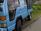 Isuzu Elf 1982