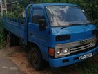 Isuzu Elf 1982