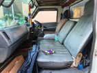 Isuzu Elf 1986