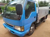 Isuzu Elf 2002