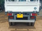 Isuzu Elf Japan 2000