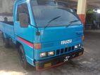 Isuzu Elf Lorry 1983