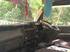 Isuzu Elf 1982