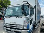 Isuzu Forward Full Body 21FT 2017