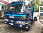 Isuzu Giga boom truck 1990