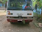 Isuzu Journey 1987