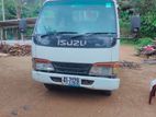 Isuzu Elf 1982