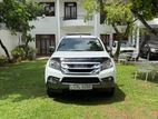 Isuzu MU-X 2015