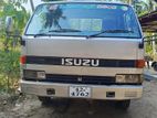 Isuzu NPR71H 1985