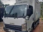 Isuzu NPR85AN 2011