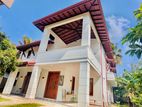 ජා ඇල පාරට ලගින් පර්.20ක් සමග කාමර 5ක දෙමහල් නිවස විකිණීමට