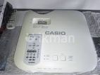 Japan peojector Lum 3300