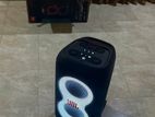 JBL 320 Speaker