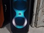 JBL 710