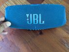 JBL Charge 5