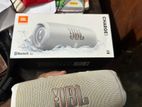 JBL Charge 5