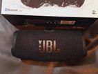 JBL Charge 5