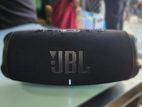 JBL Charge 5