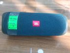 Jbl flip 5 bluetooth speaker