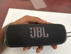 JBL Flip 6 Portable Speaker
