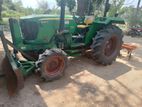 John Deere 5045 Four-Wheel 2015