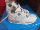 Jordan's 4 retro