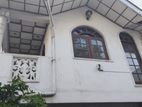 (JRKA2602-004) Upstairs House for Rent in Kadawatha