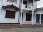 ජයවර්ධනපුර රෝහල අසල මාදිවල බිම් මහල් නිවසක් කුලියට