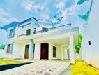 (K144) Newly Built Modern House for Rent in Katunayake