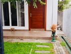 (K351) Fully Furnished Luxurious House for Rent in Negombo