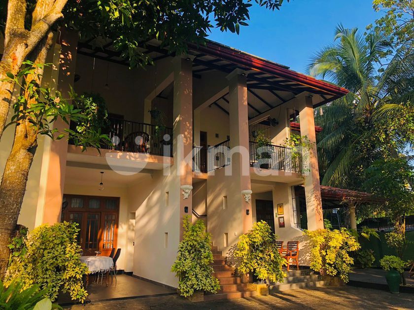 (K579) Furnished Modern Luxury 3Storey House for Rent in Negombo | ikman